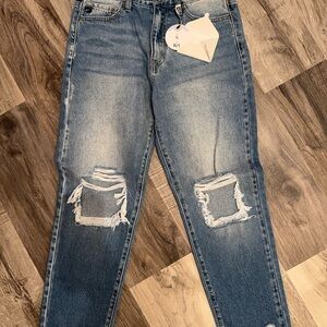 KanCan Distressed Blue Women's “Mom” jeans! New with tags!